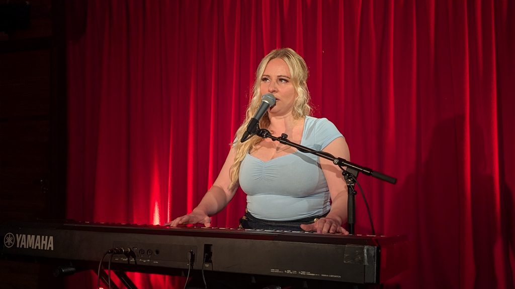 Heather Ragnars performing Honest to a Fault, Tallinn Fringe Festival 2026.
