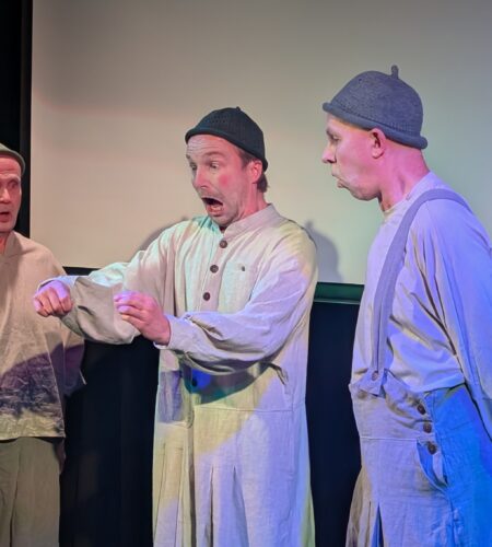 Improv Comedy in Gibberish with IMPEERIUM
